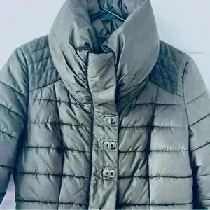 MEXX  GREEN WINTER PUFFER WAIST JACKET PARKA ROUND NECK SIZE SMALL